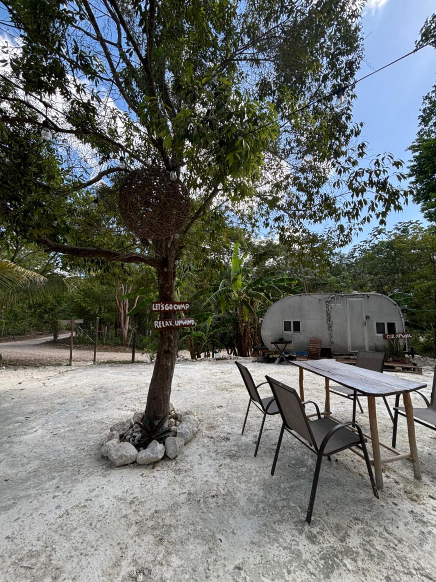 Momotoh Camper Hotel Xpujil Exterior photo